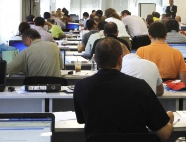 Εισαγγελείς εισβάλουν σε 28 δήμους και δημόσιους φορείς - Ψάχνουν τα οικονομικά τους